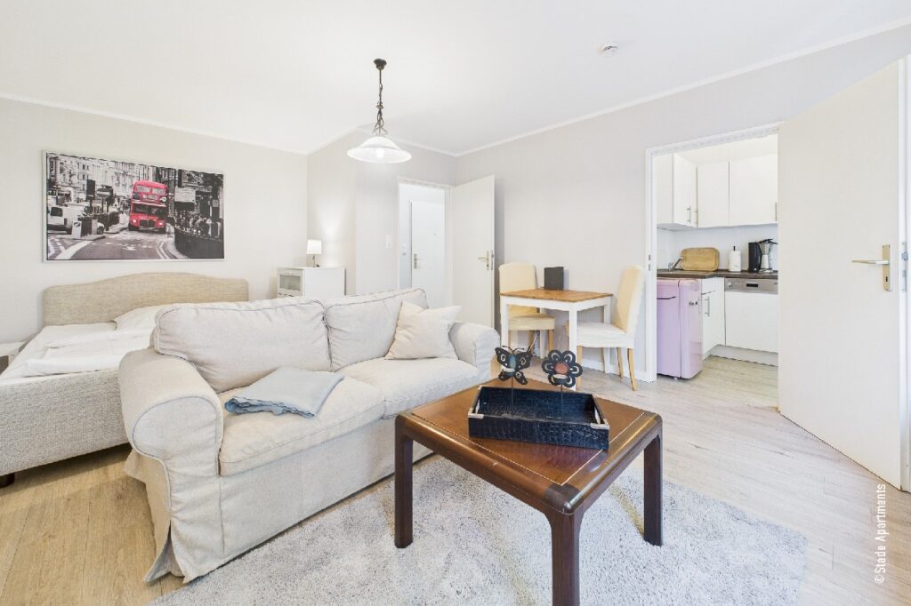 Wohn- und Schlafzimmer